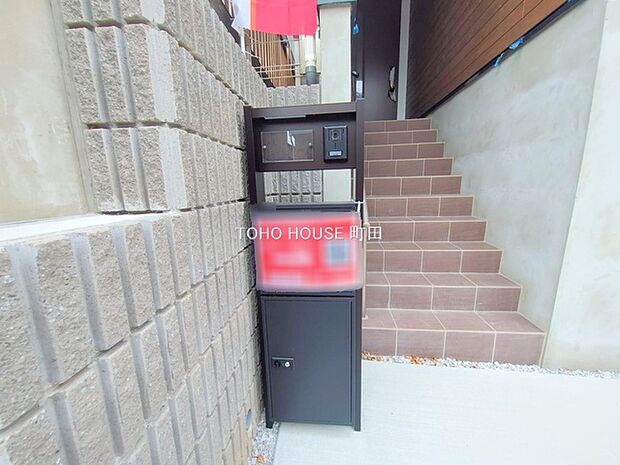 来客が一目でわかるTVモニター付きインターホン付き