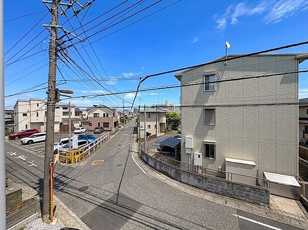 高い建物もないので、バルコニーからの眺望も良好です