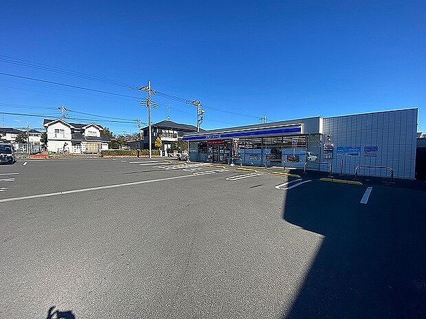 ローソン　相模原田名陽原店　距離約30m
