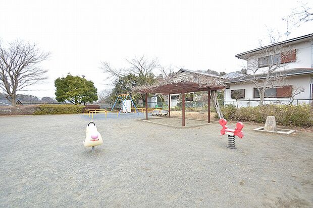 初音台公園まで約2200m