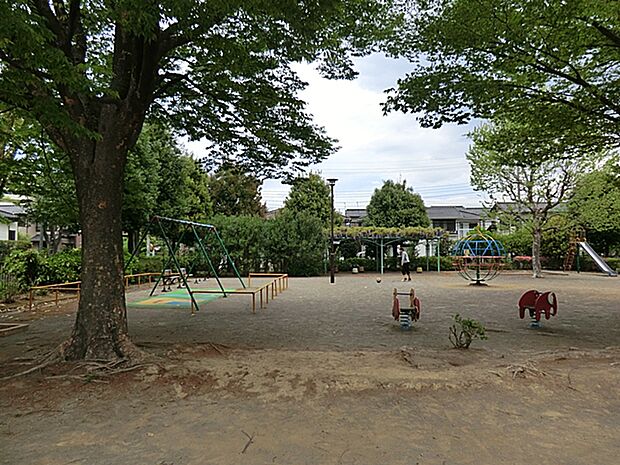 成瀬台北公園　距離約550m