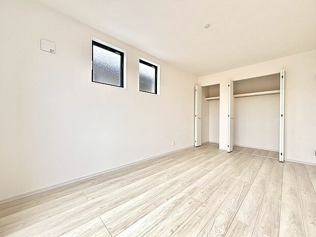 室内もご案内可能です!お気軽にお問合せくださいませ♪