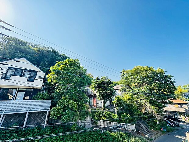 高い建物もないので、バルコニーからの眺望も良好です