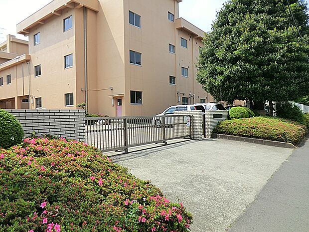 相模原市立くぬぎ台小学校　距離約800m