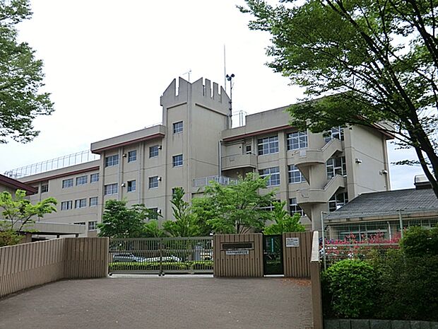 八王子市立宮上中学校まで約1300m