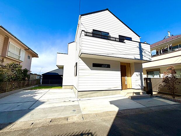 カラーモニター付インターホンで、安心のセキュリティシステム