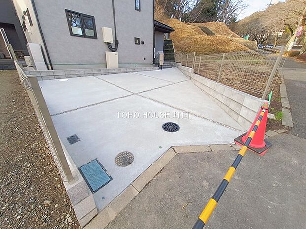 駐車スペースあり(車種による)