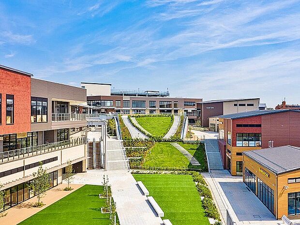 グランベリーパーク 距離約1100m