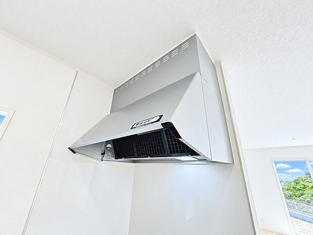 換気性能が優れたシロッコファン型換気扇、お掃除もらくらくです