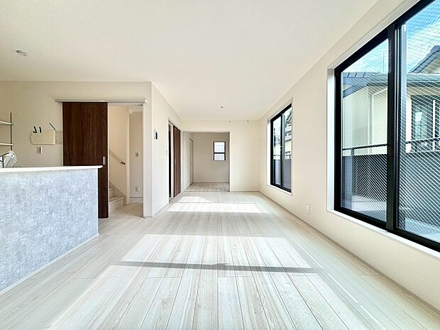 駅までの徒歩10分の好立地!お気軽にお問合せくださいませ♪