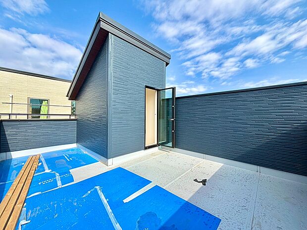 駅までの徒歩10分の好立地!お気軽にお問合せくださいませ♪