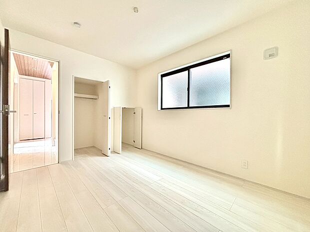 駅までの徒歩10分の好立地!お気軽にお問合せくださいませ♪