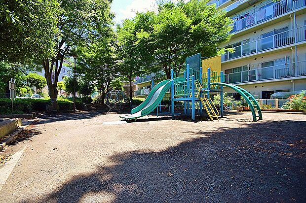 平八幡公園　距離約650m