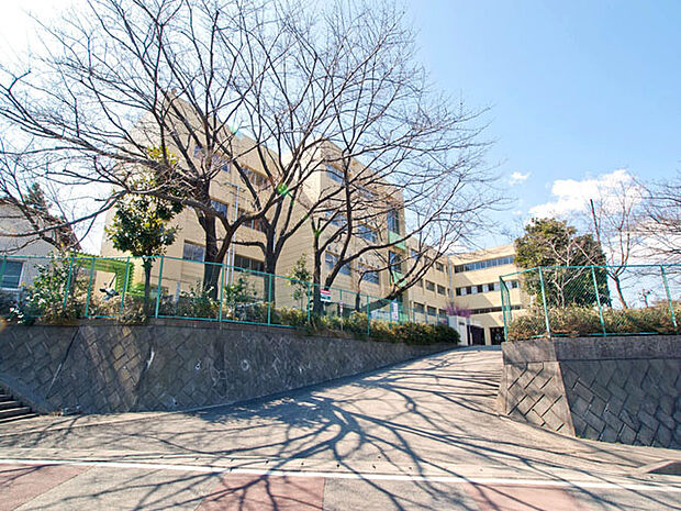 海老名市立杉久保小学校 距離約800m