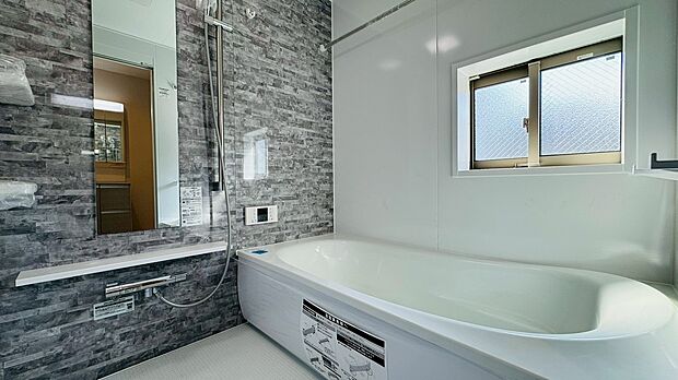 大きなお風呂で足を伸ばして一日終わりの大事なリラックスタイムに…