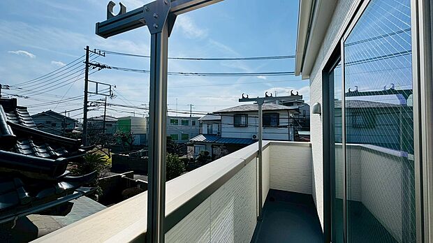 日当たりが良く、晴れの日のお洗濯も楽しみになりますね