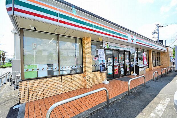 セブンイレブン 八王子石川西店まで約1600m