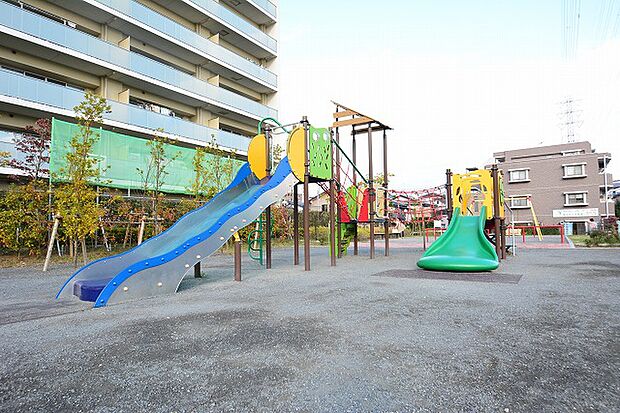 中尾谷公園 距離約650m