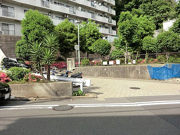 星川一丁目第二公園 距離約1000m