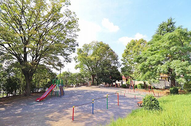 梅ヶ丘第三公園 距離約350m