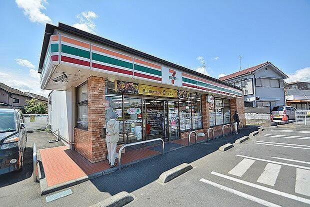 セブンイレブン　八王子大楽寺店　距離約1900m