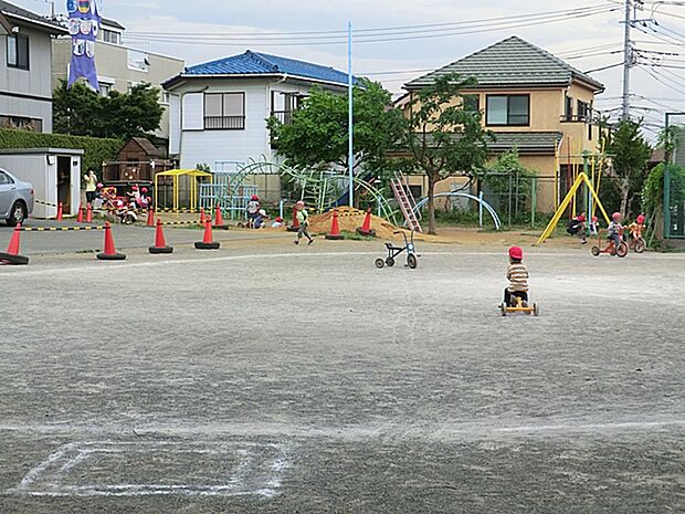 二ツ橋あいりん幼稚園 距離約160m