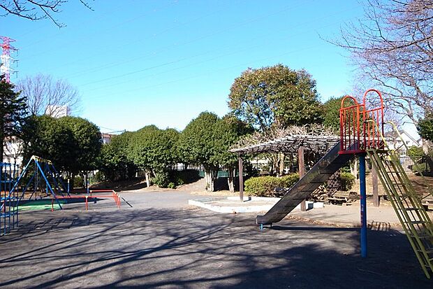 梅が丘第二公園まで約230m