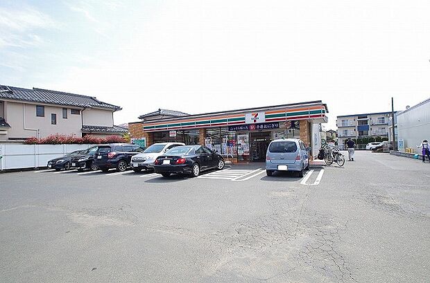 セブンイレブン　町田金森店　距離約400m