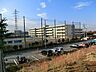 周辺：横浜市立東山田中学校　距離約660m