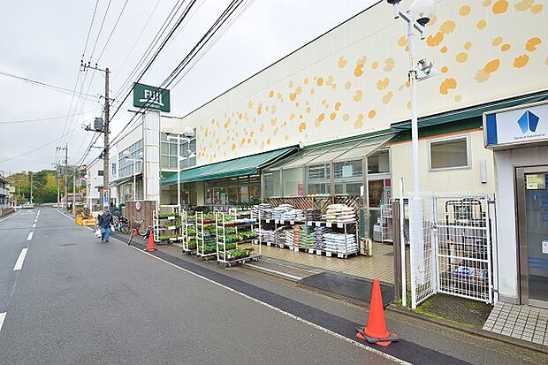 FUJI　鳥山店　距離約1300m