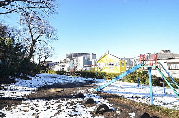 坂道公園まで約200m