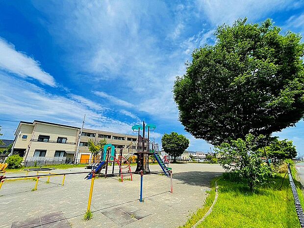 長坂南公園 距離約700m