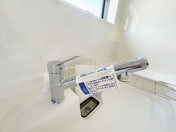 浴室内のシャワー設備