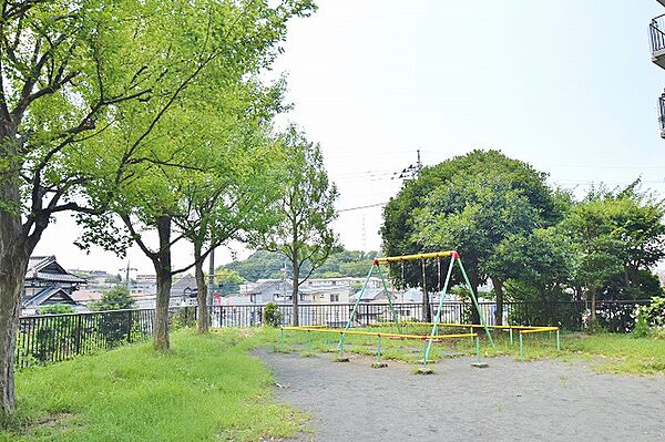 有馬かえで公園　距離約250m