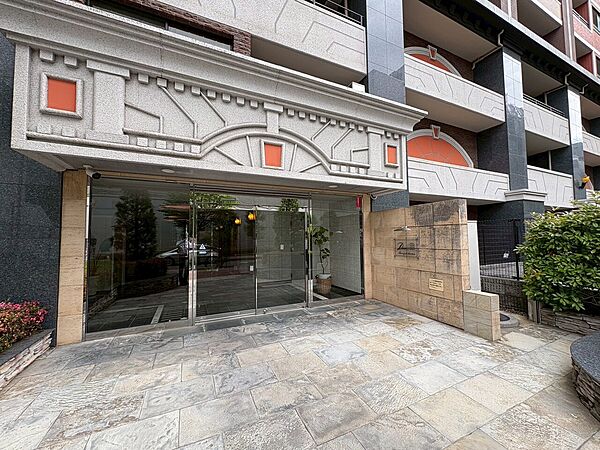 リフォーム中！お気軽にお問い合わせください。