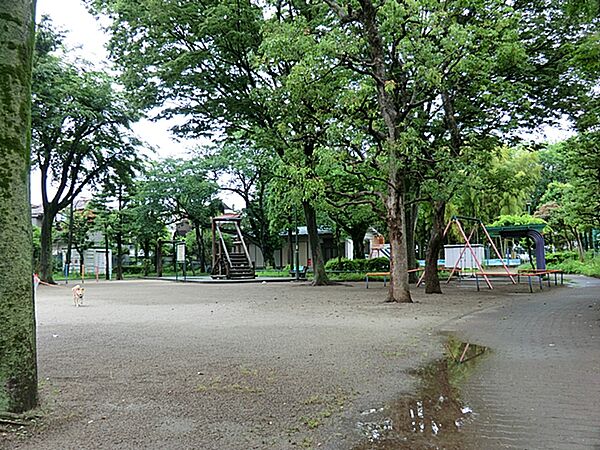 北山町第2公園まで約1500m