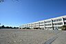 周辺：大和市立西鶴間小学校　距離約900m
