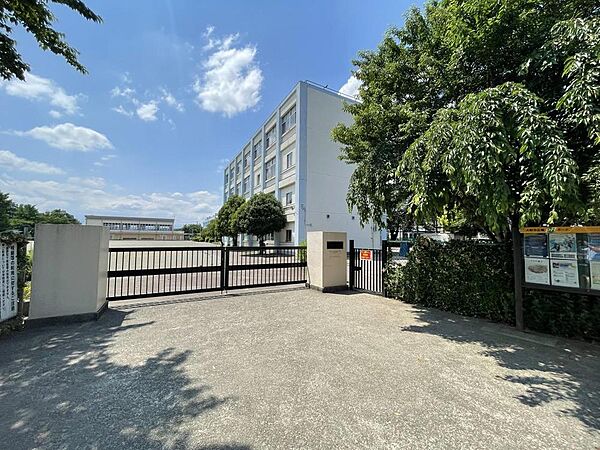 大和市立草柳小学校　距離約480m