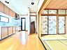 リビング/ダイニング：リフォーム前となります。リフォーム後は改めて写真を更新いたします！