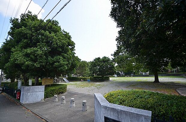 三輪コミュニティーパーク 距離約60m