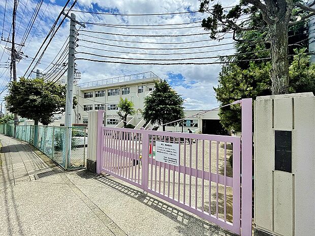 町田市立町田第三中学校 距離約200m