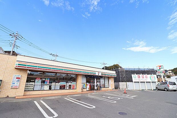 セブンイレブン 本町田店 距離約1900m