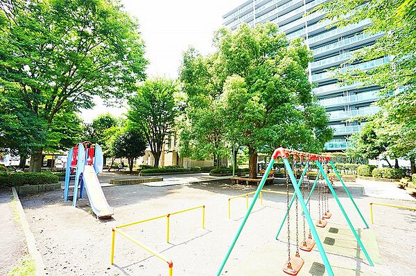 相模大野7丁目公園　距離約350m
