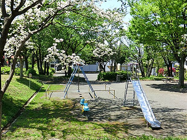 作場公園　距離約550m