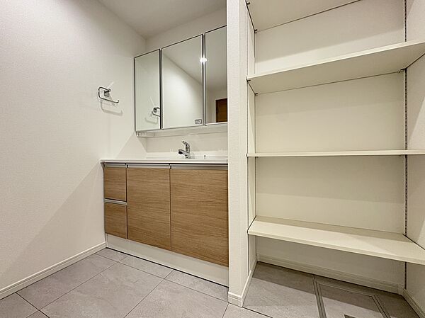 南西向き角部屋のペット可マンションです♪