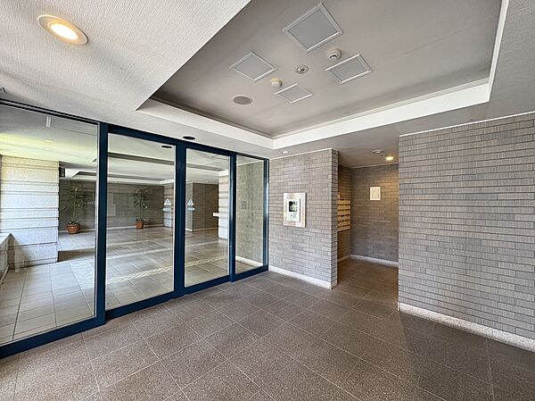 南西向き角部屋のペット可マンションです♪