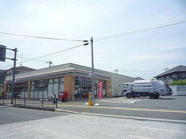 セブンイレブン 相模原淵野辺本町2丁目店 距離約200m