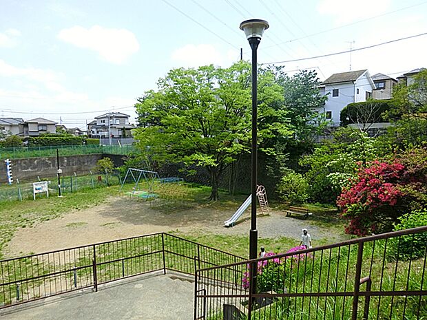 奈良町第五公園　距離約130m