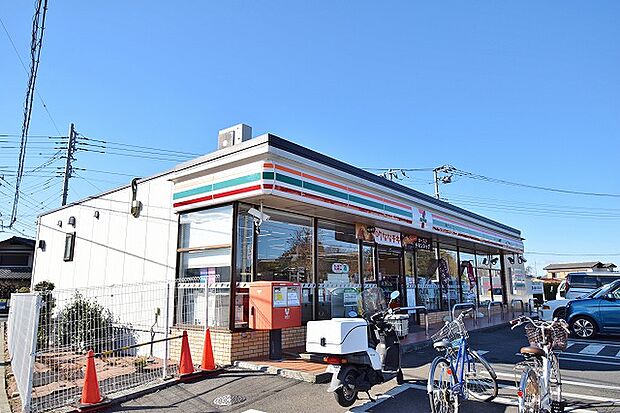セブンイレブン 町田金森南店 距離約300m