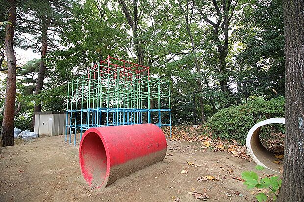 細山東公園 距離約850m